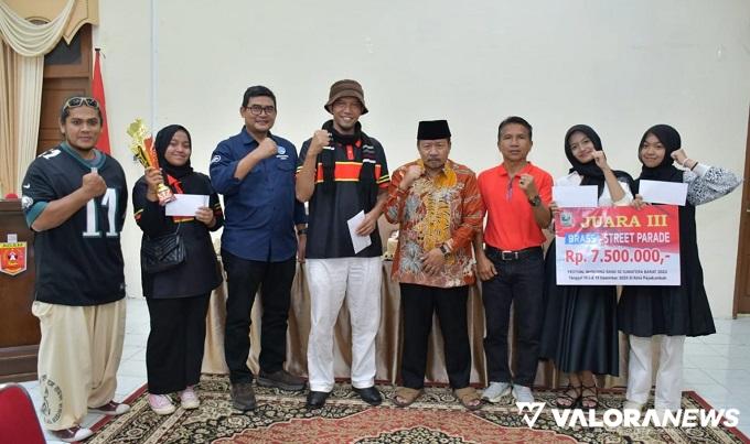 Raih Peringkat III, Marching Band ISMSI Dapat Bonus Rp7,5 Juta dari Bupati Agam