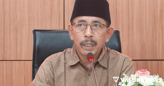 Ketua KPU Sumbar, Surya Efitrimen. (humas)