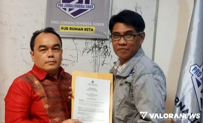 Robert Hendrico Terima SK Sebagai Ketua Dewan Pakar DPP PJS