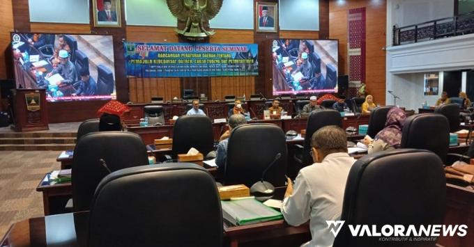 Seminar Ranperda PKDCBP, Hidayat: Payung Hukum Penguatan Kebudayaan Lokal dalam Kurikulum...