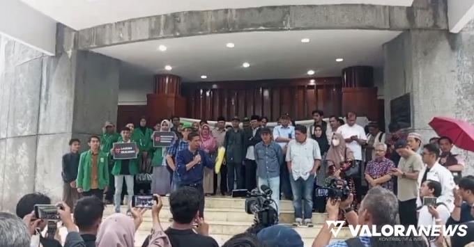 Tamsil Kusut Sarang Tempua Disampaikan Civitas Akademika Unand di Manifesto Penyelamatan...
