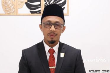 Ketua Sementara DPRD Sumbar, Irsyad Safar.