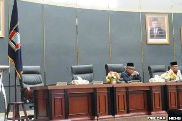 Wako Padang, Hendri Septa sampaikan nota pengantar LKPj...