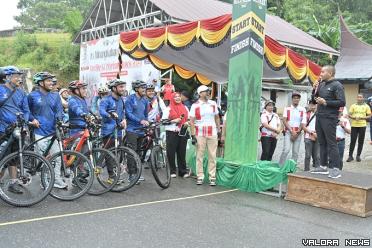 Plt Gubernur Sumbar, Audy Joinaldy membuka event Fun Bike...