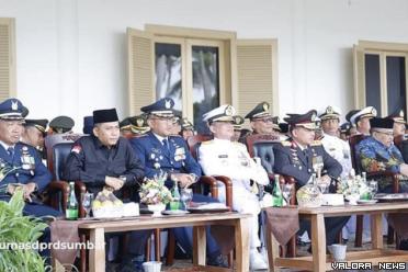 Wakil Ketua Sementara DPRD Sumatera Barat, Evi Yandri...