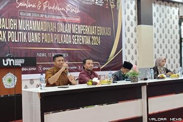 Ketua Divisi Sosdiklih, Parmas dan SDM KPU Sumatera Barat,...