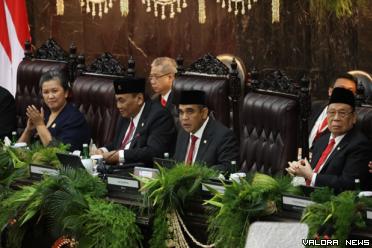 Ketua MPR RI, Ahmad Muzani saat memimpin Sidang Paripurna...