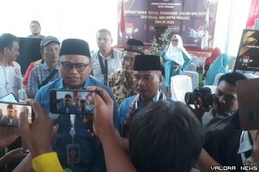 M Iqbal-Amasrul jadi Paslon Pertama Mendaftar ke KPU...