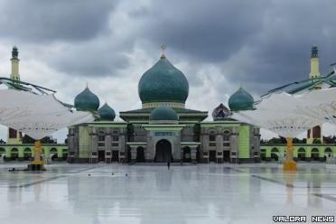 Masjid Raya Annur.