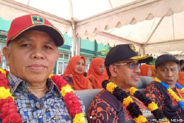 Anggota DPRD Sumbar, Nurfirmansyah Ketua Komite SMA Negeri...