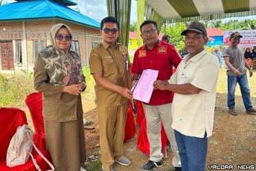Anggota DPRD Sumatera Barat, Syamsul Bahri saat Sosialisasi...