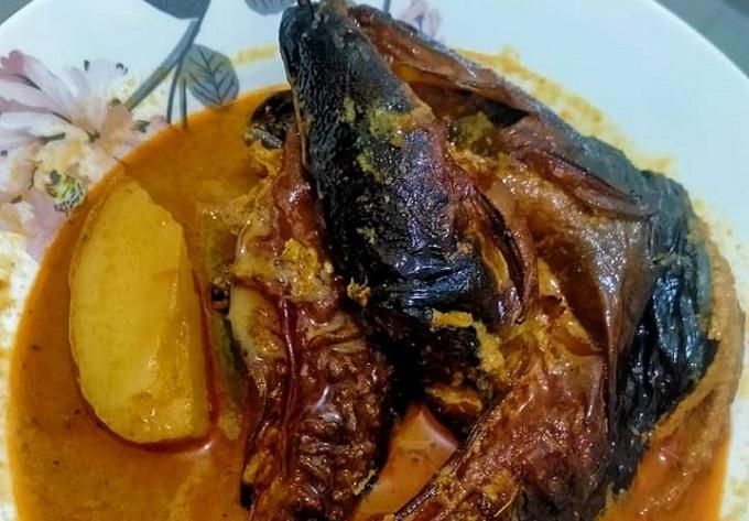 Gulai ikan lele asap.