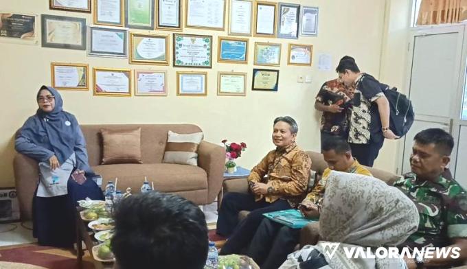 Komisi Informasi Sumatera Barat, kembali melakukan visitasi dan monitoring ke sejumlah Badan Publik yang ada di Kabupaten Pesisir Selatan (Pessel). FOTO: Dok Diskominfo Pessel